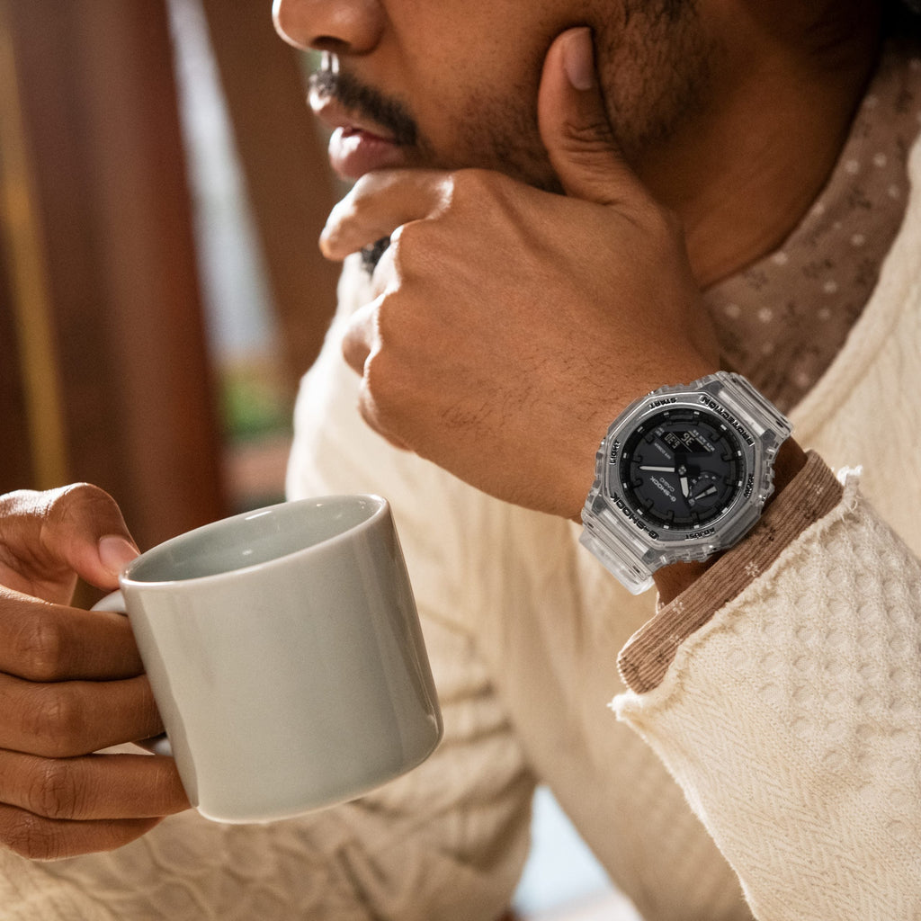 CASIO G-SHOCK GA-2100SKE-7ADR OAK - SPORTY ELEGANCE MEN'S WATCH with Sleek White Resin Design