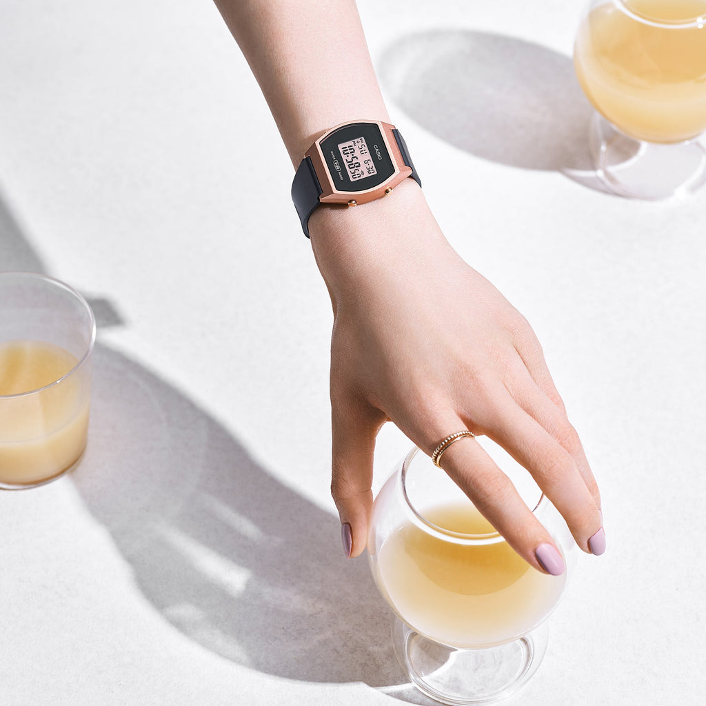 CASIO LW-204-1ADF ROSE GOLD ADVENTURE - ELEGANT WOMEN'S SPORT WATCH with Gray Resin Band