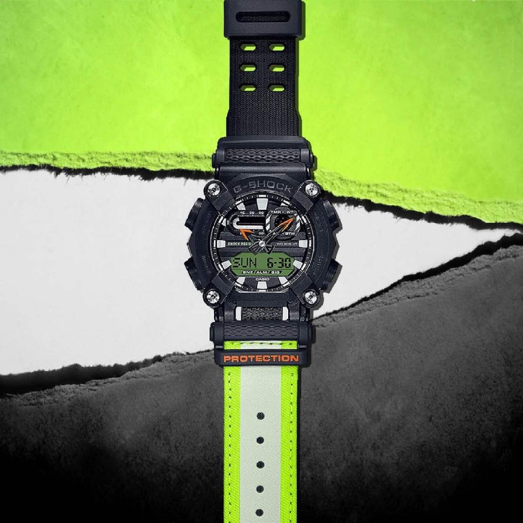 CASIO G-SHOCK GA-2000-1A2DR - RUGGED ELEGANCE UNLEASHED MEN'S WATCH IN BLACK & BLUE