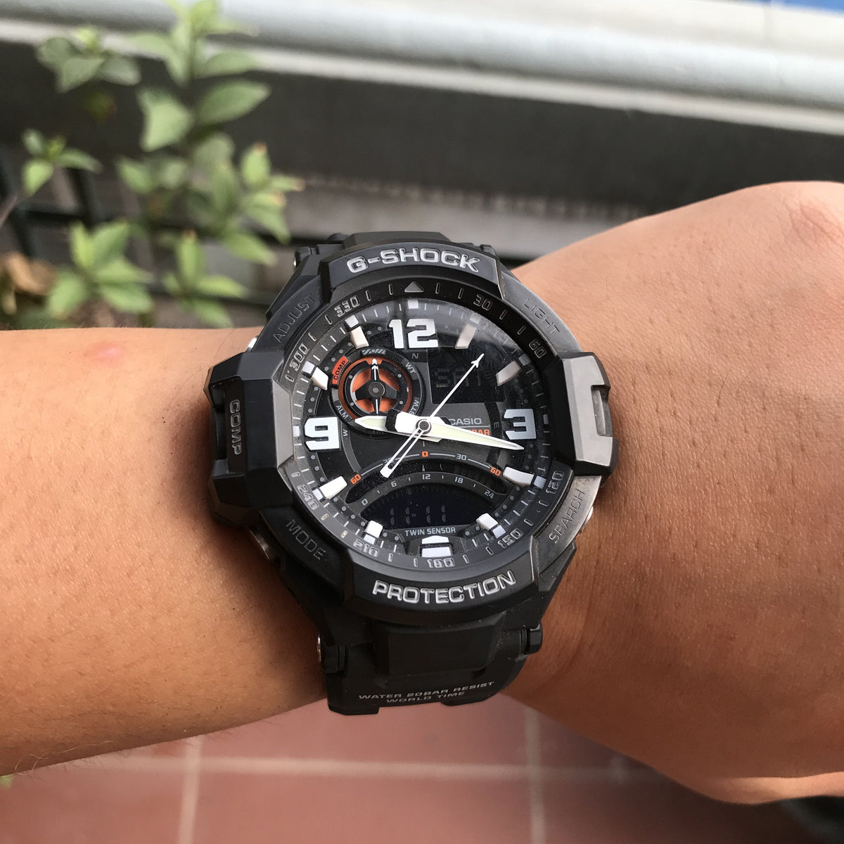 G-SHOCK GA-2000-2ADR Men's Watch