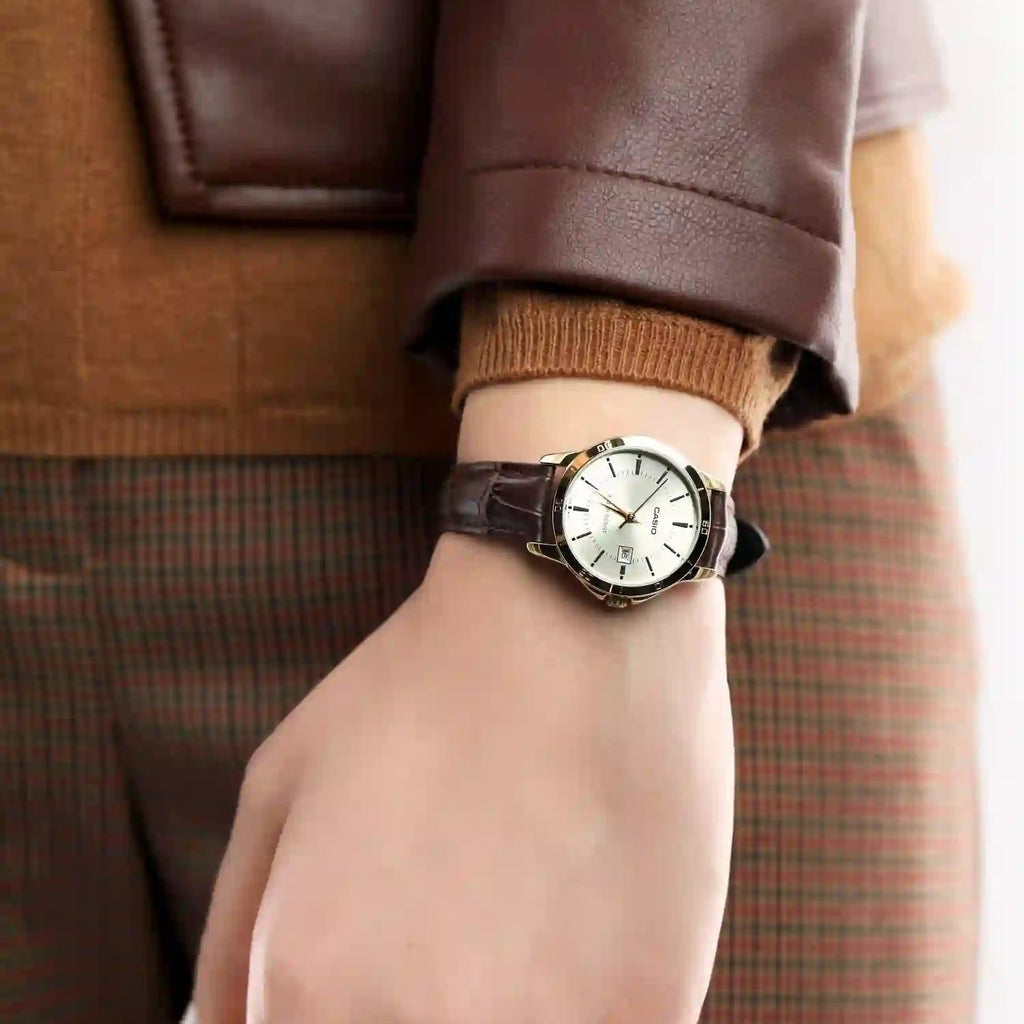CASIO LTP-V004GL-9AUDF - TIMELESS ELEGANCE WOMEN'S WATCH WITH GOLD-TONE STAINLESS STEEL AND LEATHER BAND