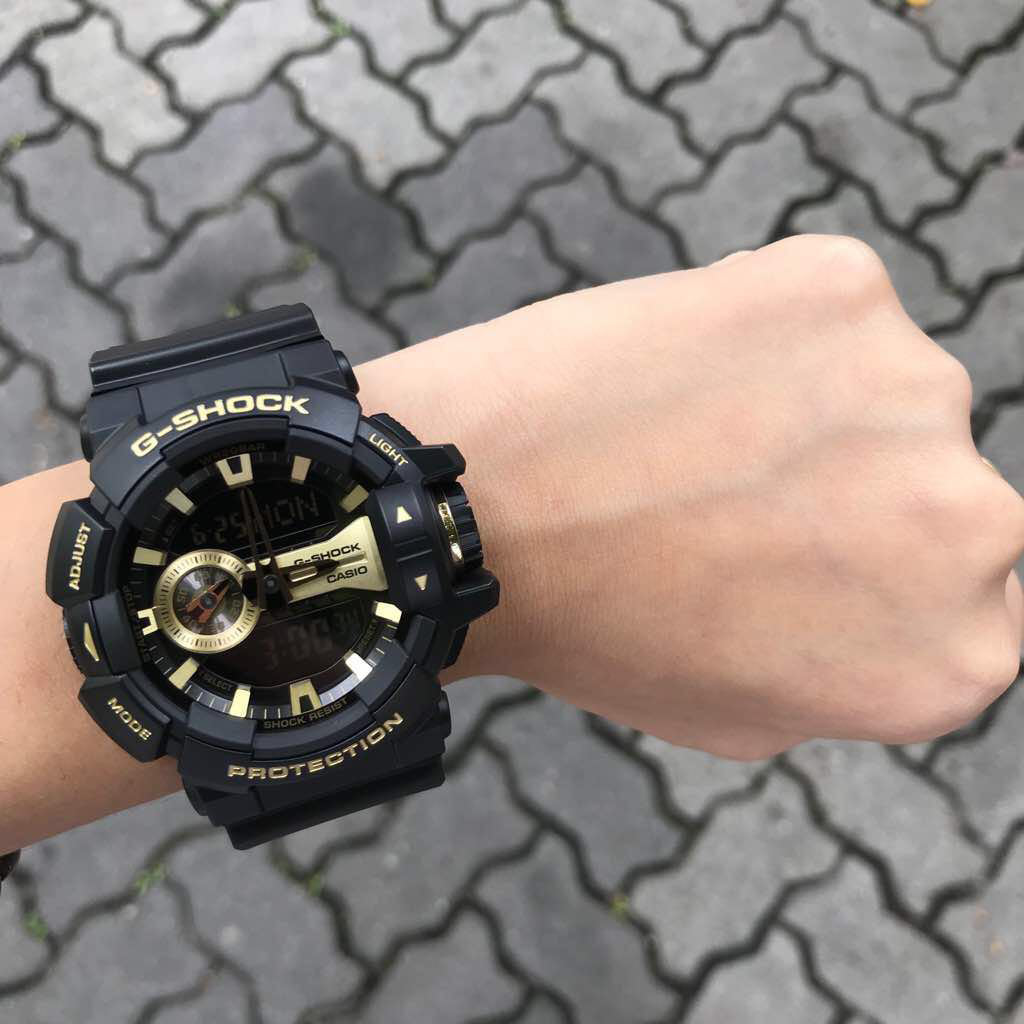 CASIO G-SHOCK GA-400GB-1A9 UNYIELDING STYLE - RUGGED ELEGANCE FOR THE MODERN ADVENTURER