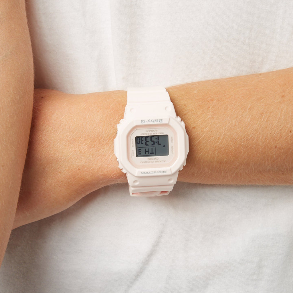 CASIO BABY-G BLX-560-2DR ADVENTURE-READY - STYLISH WATER-RESISTANT WOMEN'S WATCH