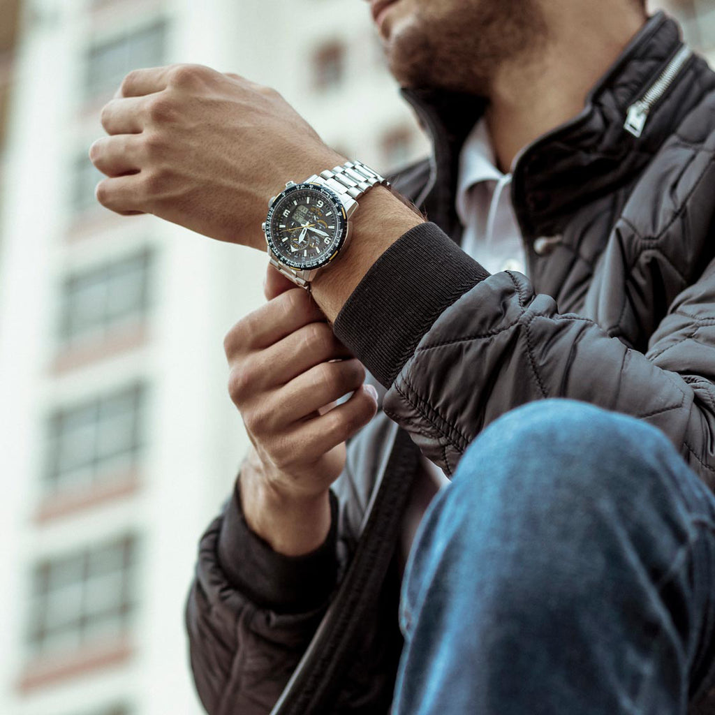 CITIZEN JY8078-52L ECO-DRIVE - DYNAMIC METAL TIMEPIECE FOR THE MODERN MAN