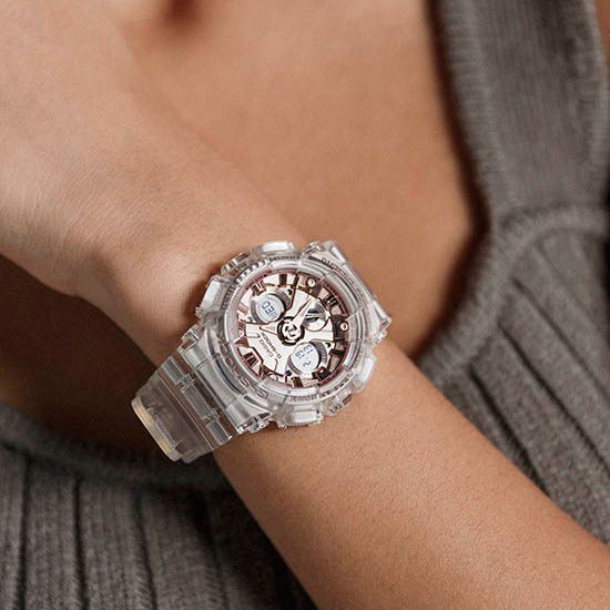CASIO G-SHOCK GMA-S120SR-7ADR - BOLDLY WHITE WOMEN'S TIMEPIECE FOR ADVENTUROUS SPIRITS