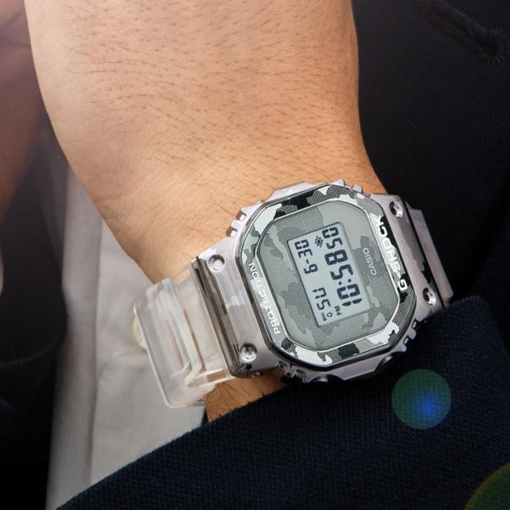 CASIO G-SHOCK GM-5600SCM-1DR - SPORTY SOPHISTICATION FOR ADVENTURERS