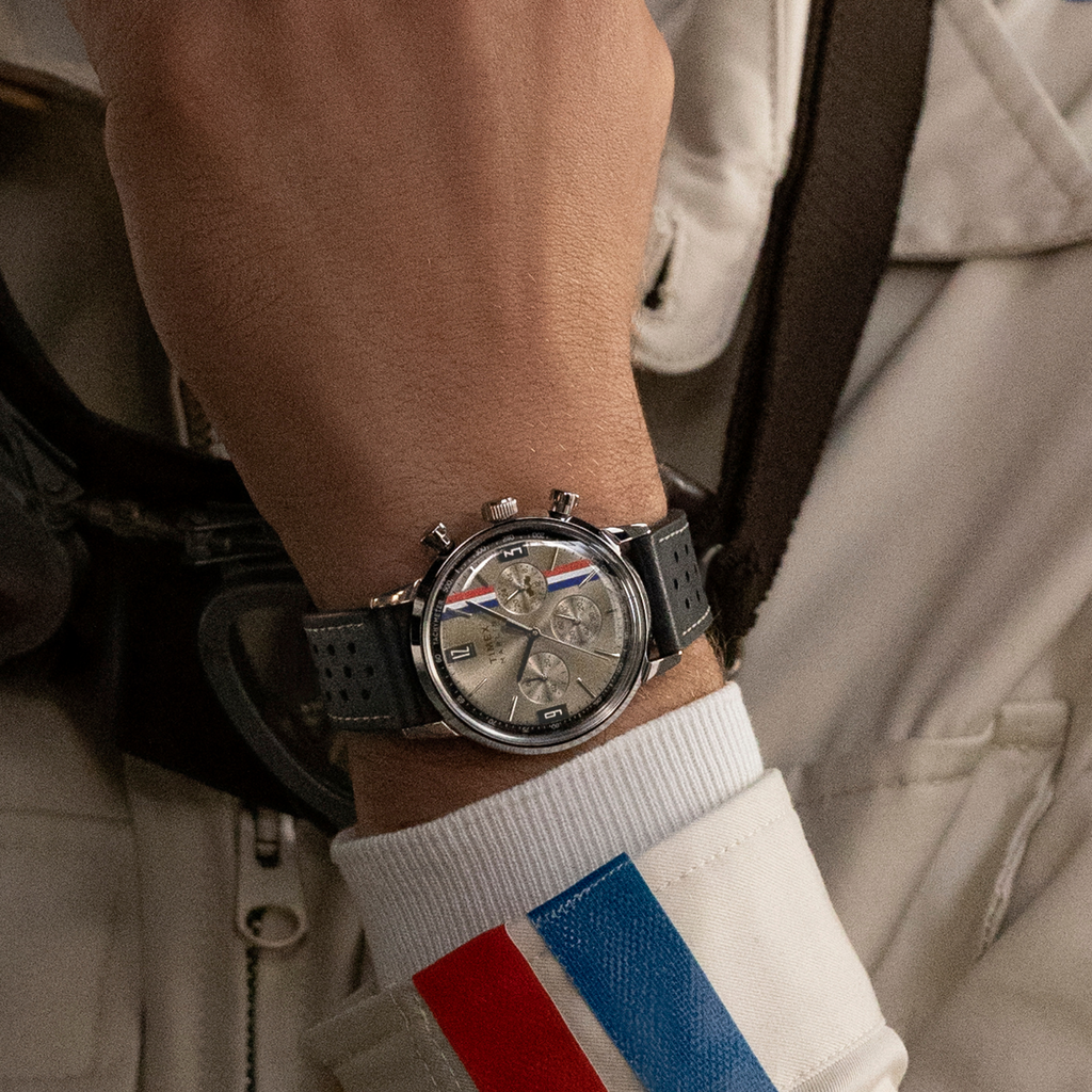 TIMEX Men's Silver/Black, Stainless/Leather | TW2W98900