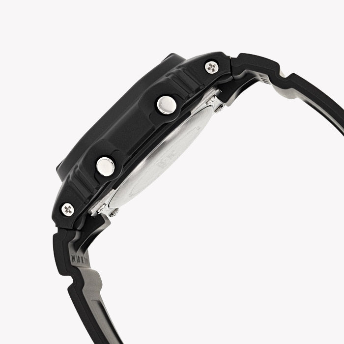 BABY-G BLX-560-1DR - DARE TO DIVE: Sporty Women's Watch for Adventurous Souls