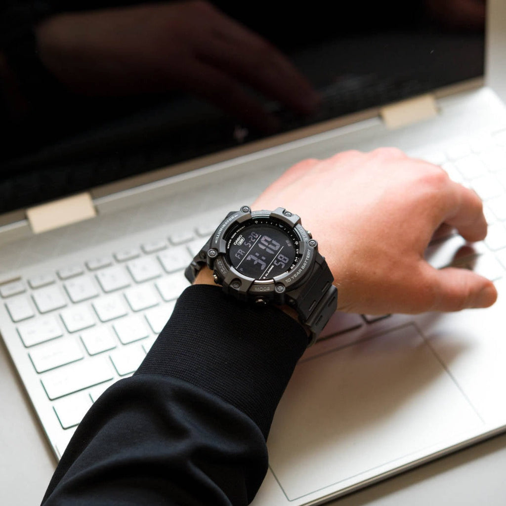 CASIO AE-1500WH-8BVDF BOLD ADVENTURE - MEN'S SPORTY RESIN WATCH WITH MULTI-FUNCTIONAL FEATURES