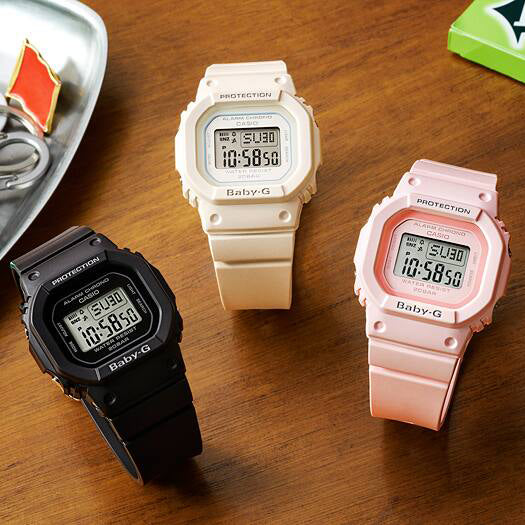 BABY-G BGD-560-7DR - SPORTY ELEGANCE UNISEX WATCH in Chic White & Sleek Design for Every Adventure!