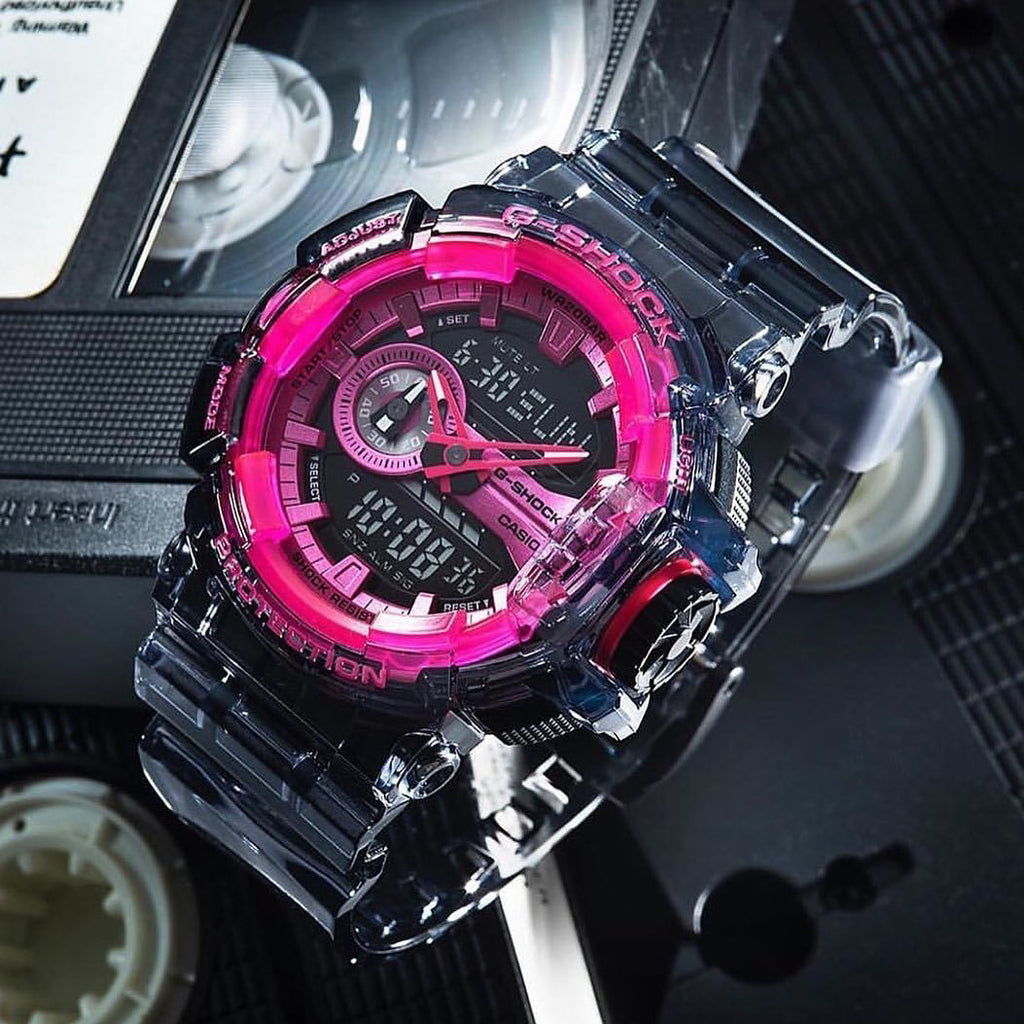 CASIO G-SHOCK GA-400SK-1A4DR - BOLD ADVENTURER MEN'S WATCH with Black Resin Band & Digital Dial