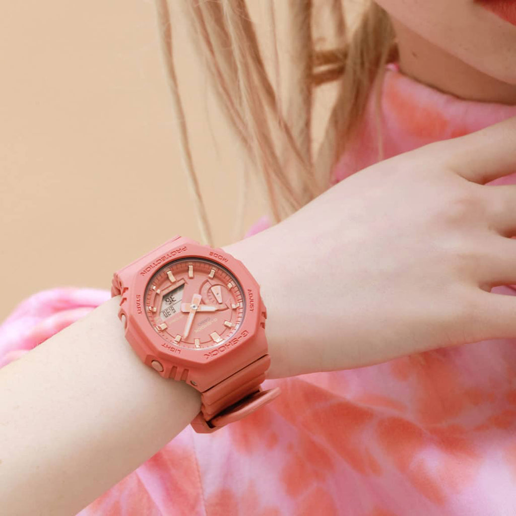 CASIO G-SHOCK GMA-S2100-4A2DR PINK BOLD - VIBRANT & TOUGH Women's Watch with pink resin band and digital display