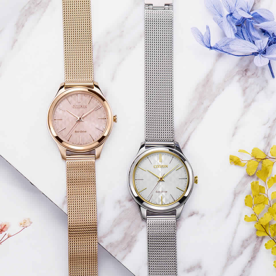 CITIZEN Eco-Drive EM0504-81A RADIANT STYLE - ELEGANT WOMEN'S TIMEPIECE with Silver Mesh Band